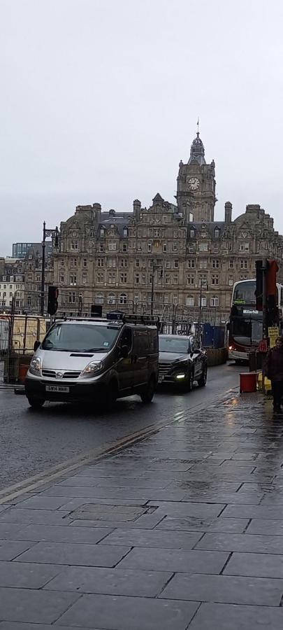 Flat Centre Of Town North Bridge Apartment Edinburgh Bagian luar foto